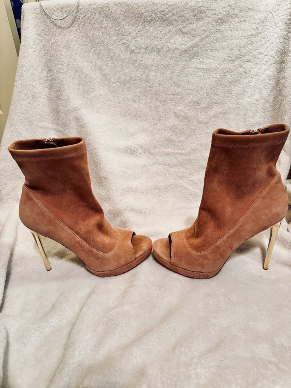 BCBG Max Azria Cognac Suede Peep Toe Ankle Booties Stiletto Heel Luxe